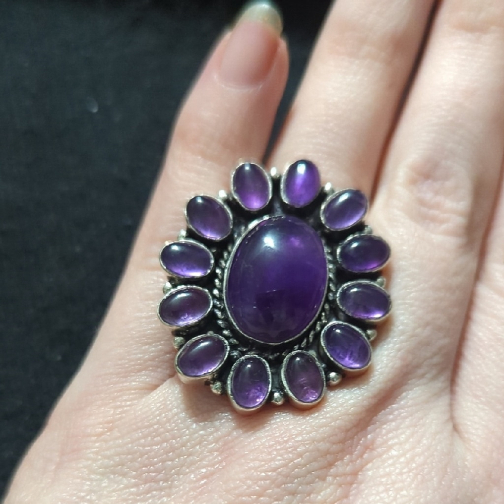 Silver Plated Purple Amethyst Gemstone Cluster Flower Statement Ring - Size 6